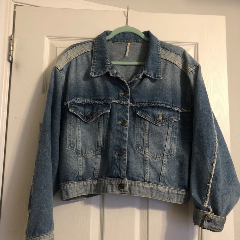 Free people jean jacket. Cute detail